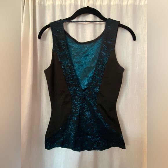 Four Leaf Urban Outfitters Iridescent Blue & Black Tank Top Open Back - Picture 4 of 6